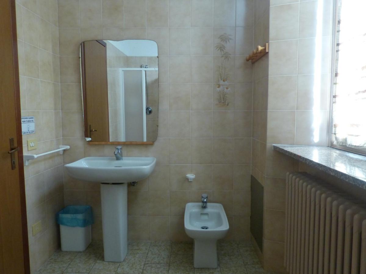 Al Deserto Hostel